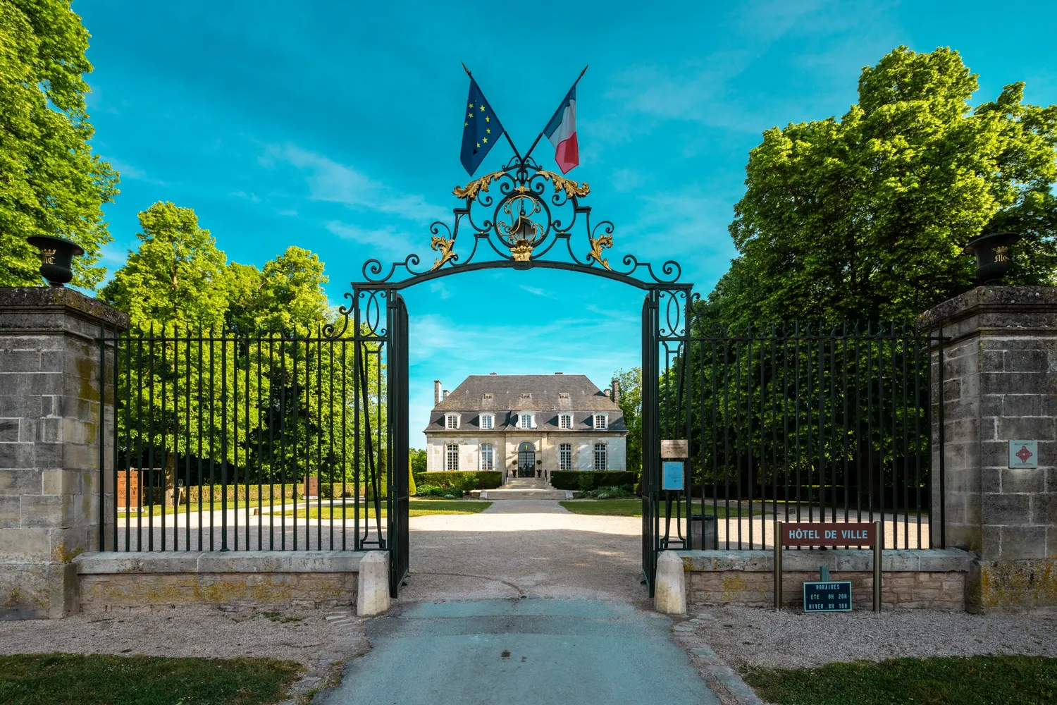 Image qui illustre: Château D'arcis-sur-aube à Arcis-sur-Aube - 1