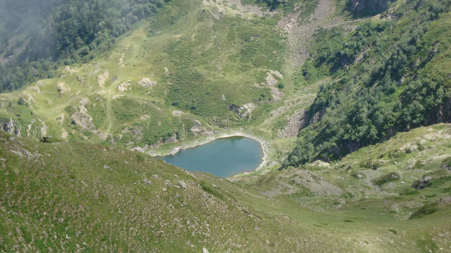 Image qui illustre: Le Lac D'er à Laruns - 1