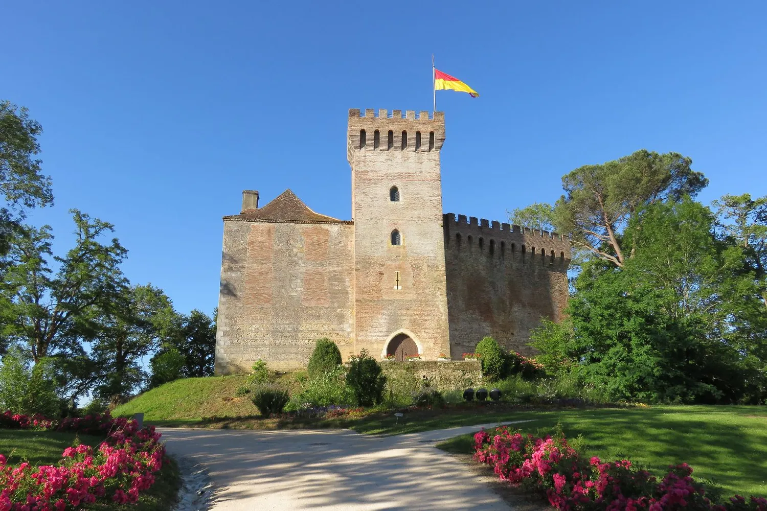 Image qui illustre: Château De Morlanne à Morlanne - 0
