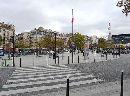 Image qui illustre: Place de la Porte-de-Versailles