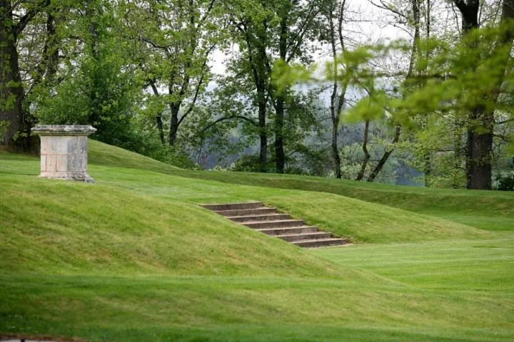 Image qui illustre: Parc Du Chateau De Lareole