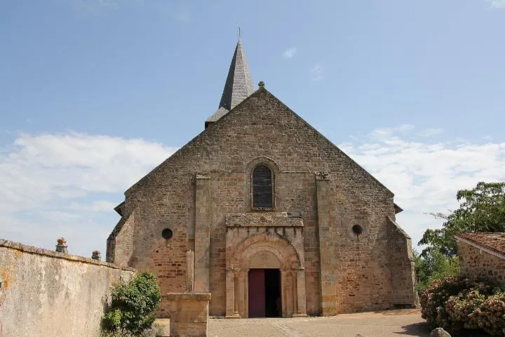 Image qui illustre: Église Saint-Étienne - Franchesse