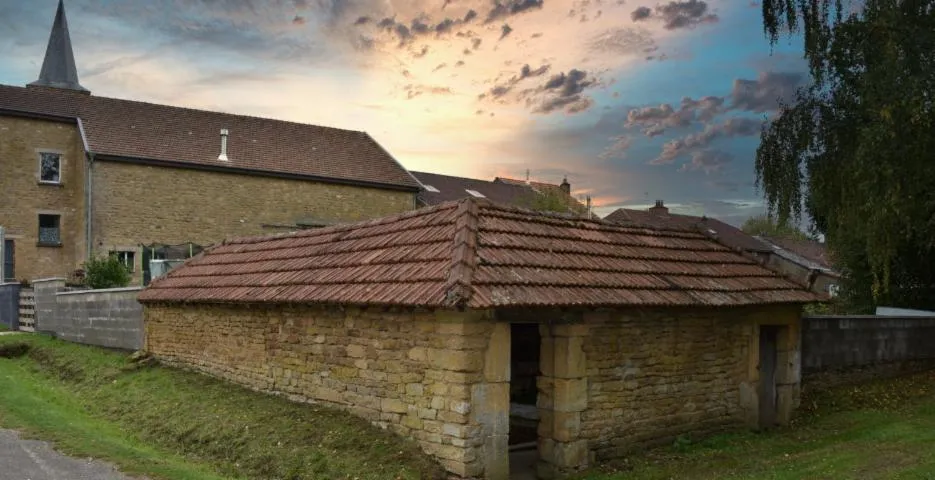 Image qui illustre: Lavoir Thiry à Thonne-la-Long en Meuse