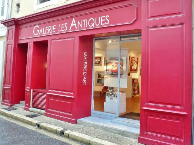 Image qui illustre: Galerie Les Antiques