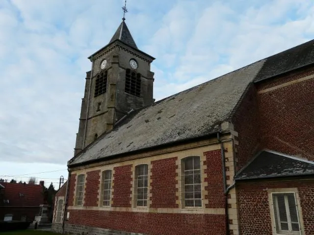 Image qui illustre: Eglise Saint-pierre De Bantigny