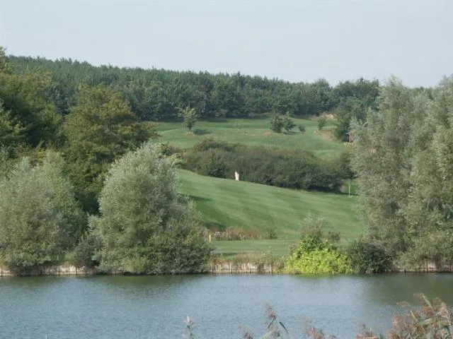 Image qui illustre: Réserve Naturelle Site Du Golf