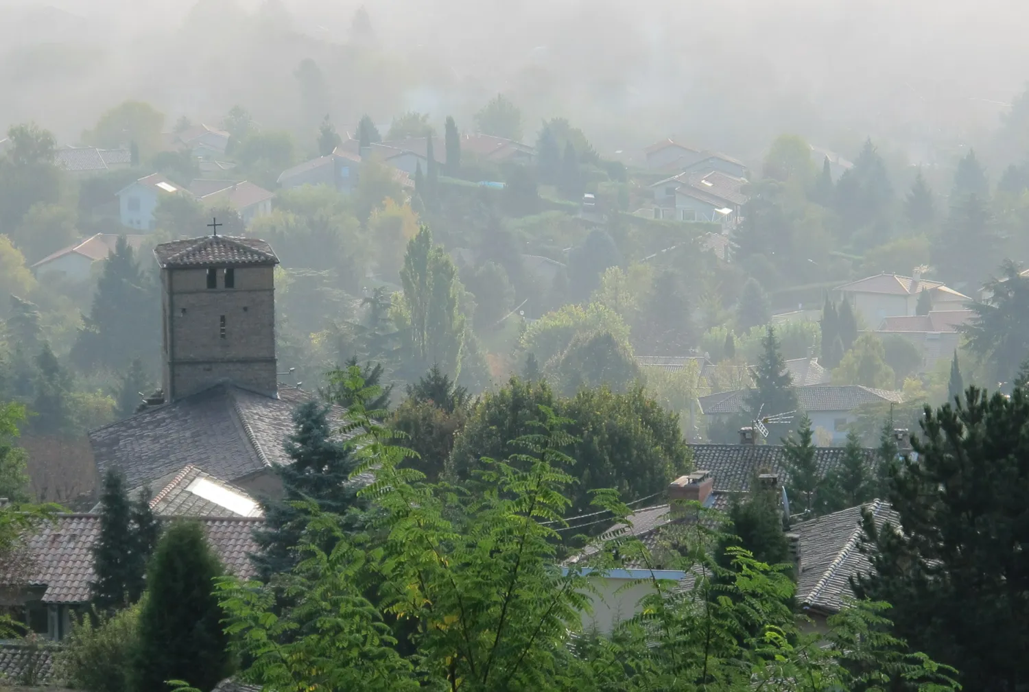 Image qui illustre: Visite guidée Vieille église de Collonges-au-Mont-d'Or à Collonges-au-Mont-d'Or - 0