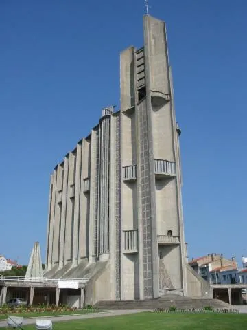 Image qui illustre: Église Notre-Dame de Royan