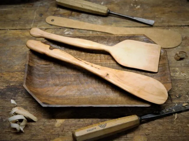 Image qui illustre: Sculptez votre cuillère en bois