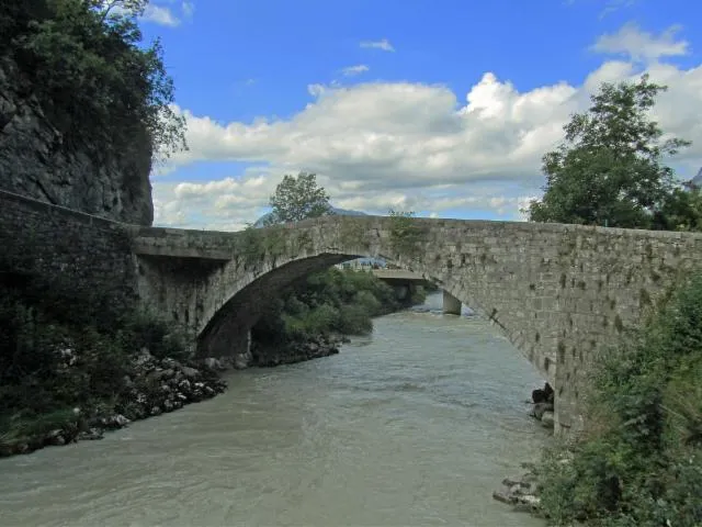 Image qui illustre: Le Pont Vieux