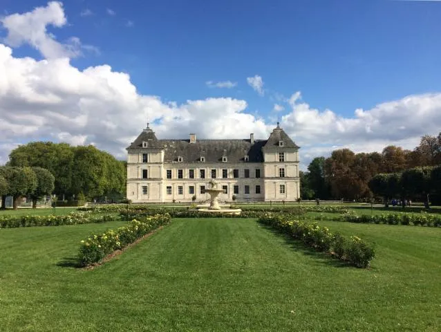 Image qui illustre: Parc du Château d'Ancy-le-Franc