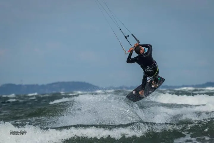 Image qui illustre: Ecole De Kitesurf Jawaï