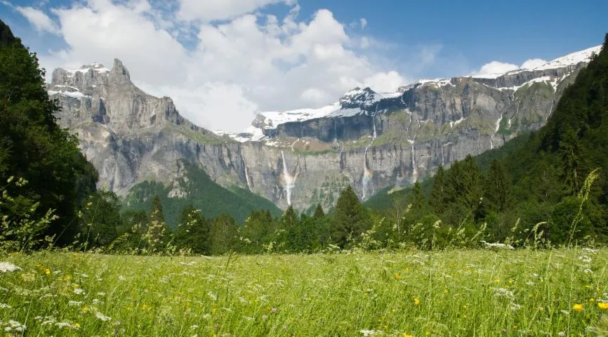 Image qui illustre: Cirque du Fer-à-Cheval