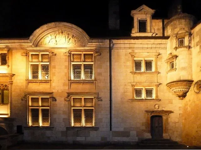 Image qui illustre: Hôtel Lallemant - Musée des Arts Décoratifs