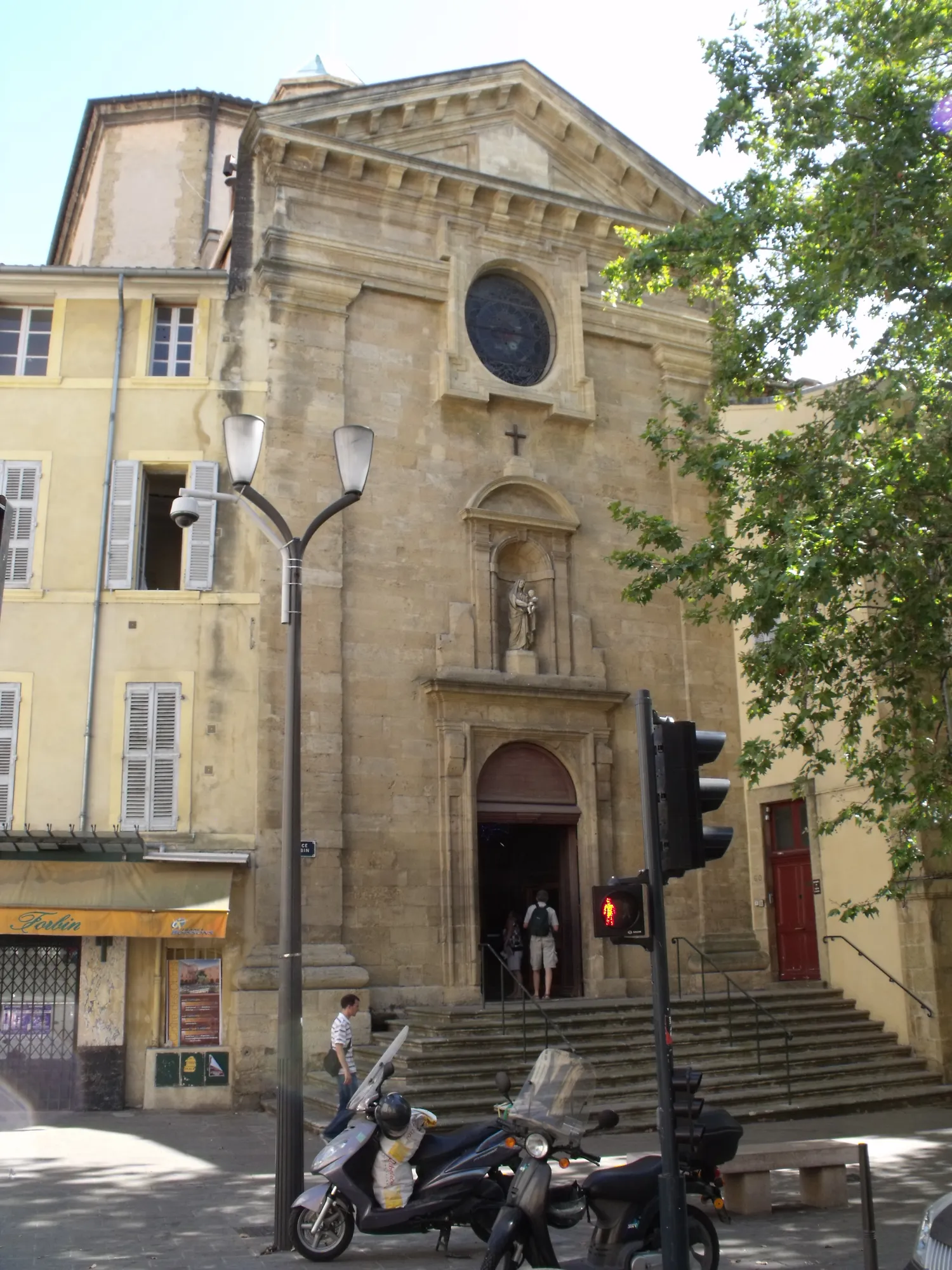 Image qui illustre: Chapelle Des Oblats - Eglise De La Mission à Aix-en-Provence - 0