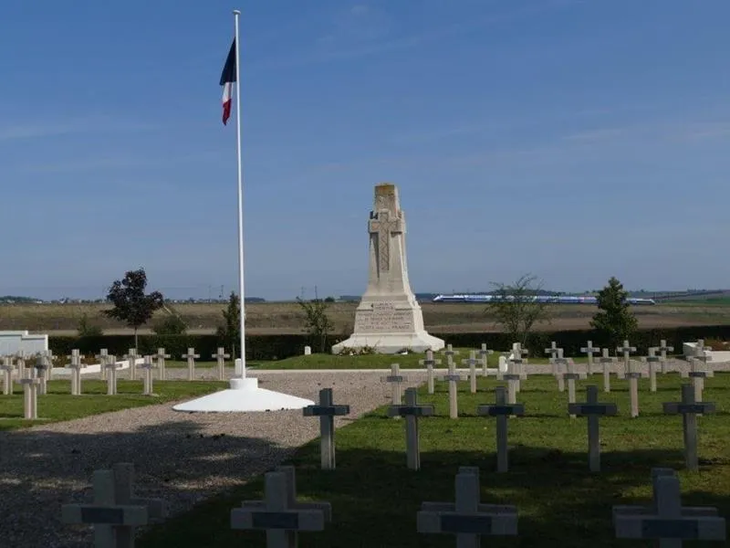 Image qui illustre: Nécropole Nationale De Riche à Riche - 1