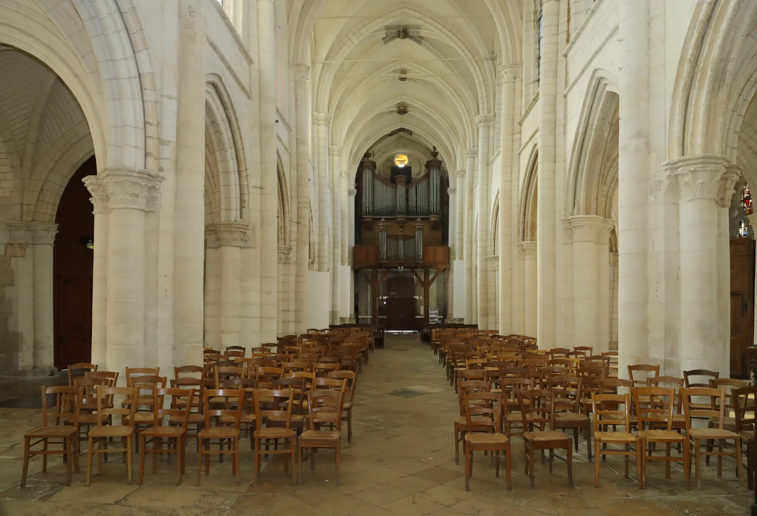 Image qui illustre: Visitez librement l'église qui doit son nom à l'ancien quartier des Foires de Champagne à Troyes - 0