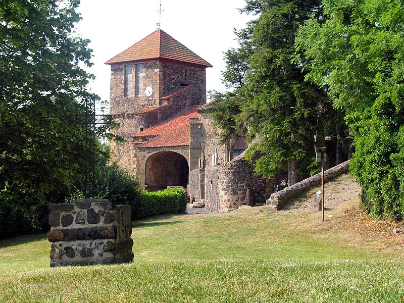 Image qui illustre: Église Saint-Maurice d'Usson