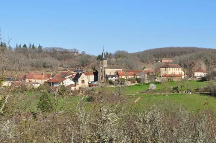 Image qui illustre: Boucle des fontaines, sur les pas d'Yves le sourcier