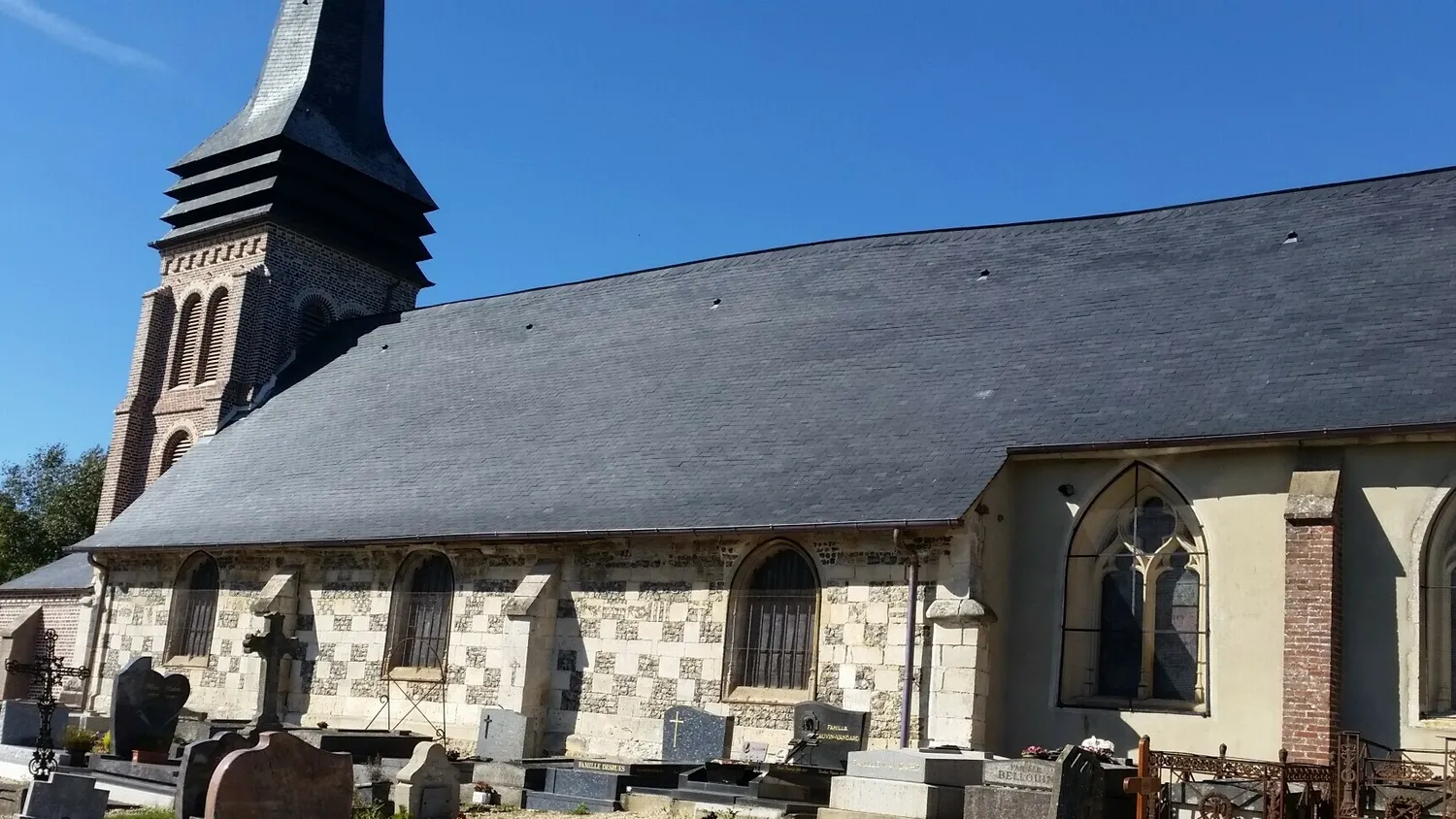 Image qui illustre: Visite libre de l'église à Saint-Grégoire-du-Vièvre - 0