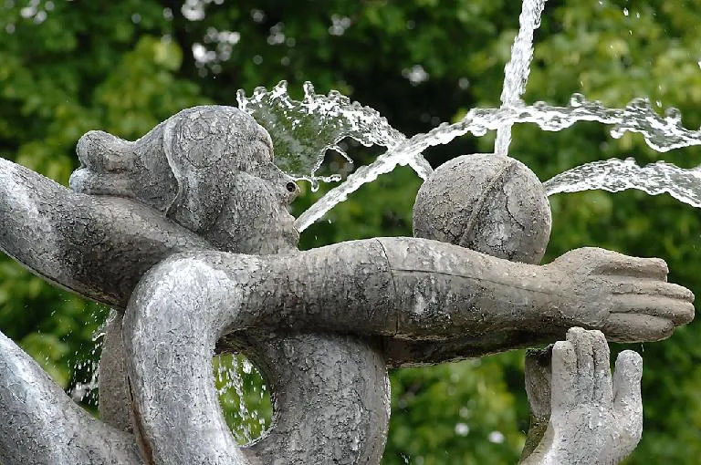 Image qui illustre: La Maison de l'Eau (Arche de la Nature)