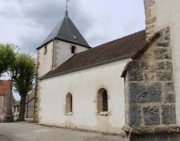 Image qui illustre: Eglise Saint-didier D'aujeurres