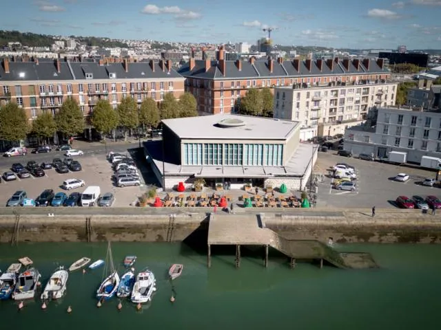 Image qui illustre: La Halle aux Poissons