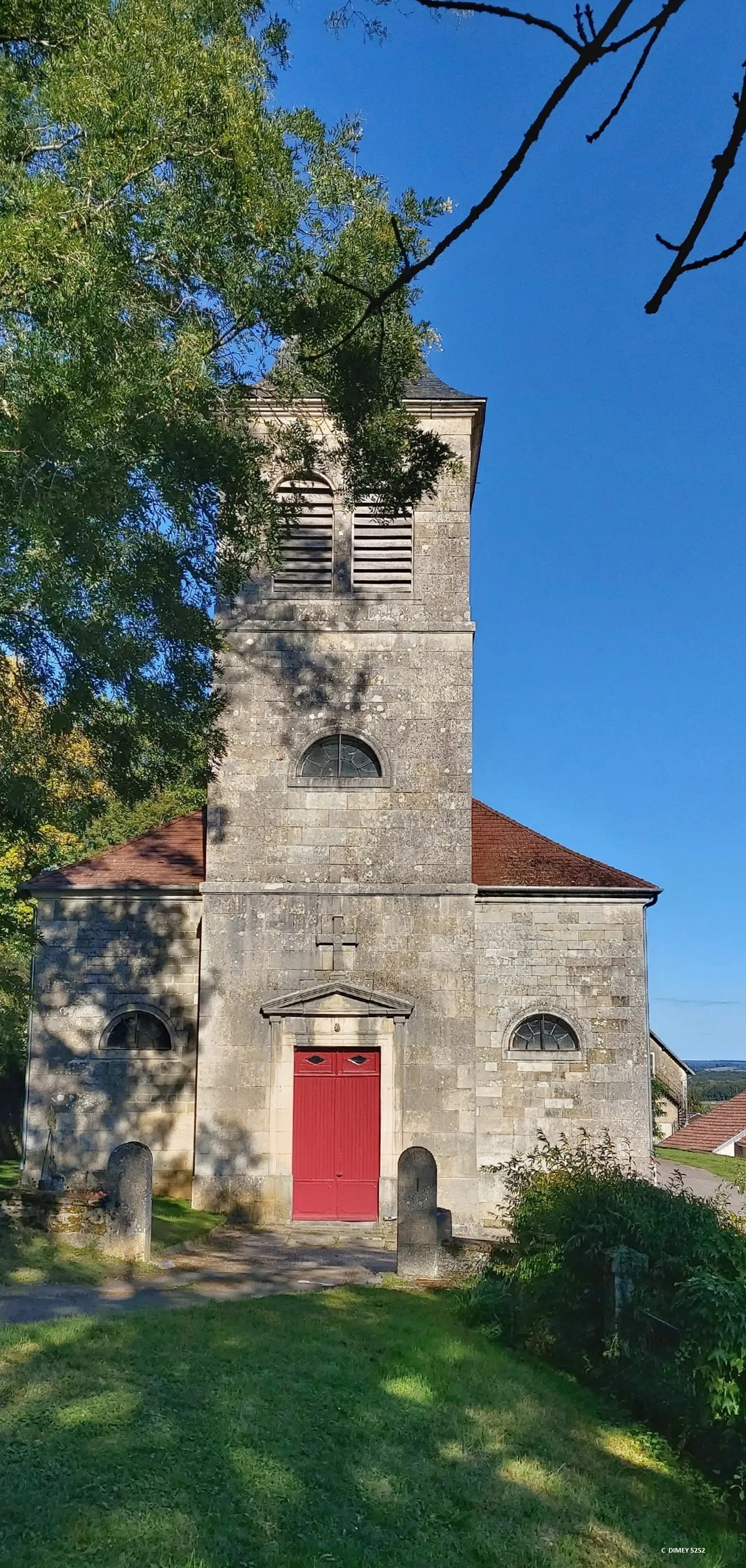 Image qui illustre: Eglise Sainte-marie-madeleine De Montigny-le-roi à Val-de-Meuse - 0