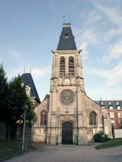 Image qui illustre: Visite libre de l'église à Mont-Saint-Aignan - 0