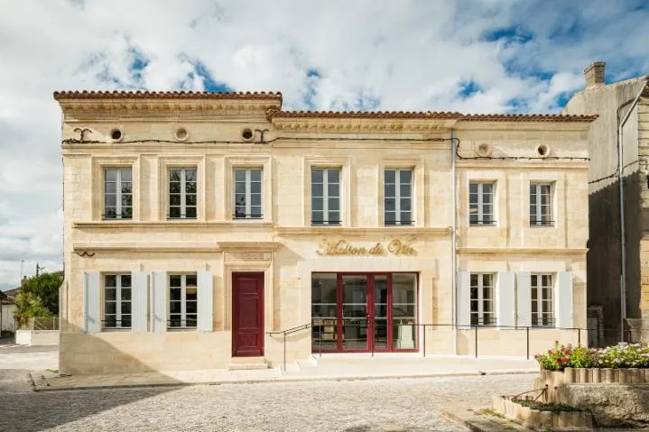 Image qui illustre: Maison Du Vin De Saint-estèphe