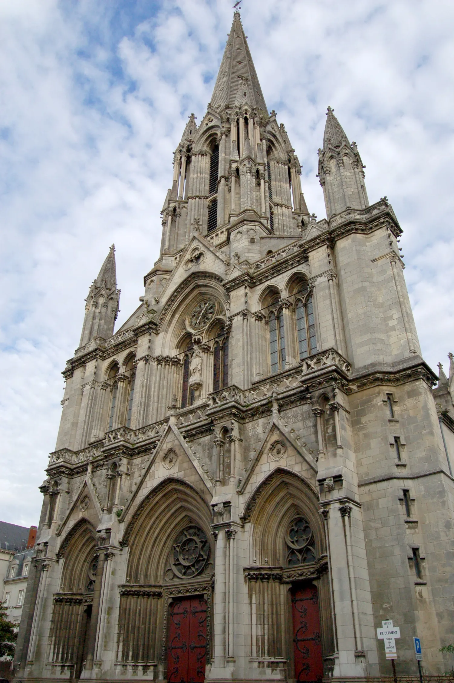Image qui illustre: Église Saint-Clément 
