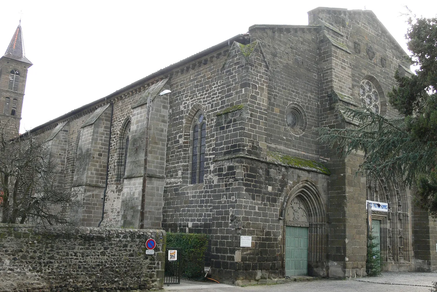 Image qui illustre: Église Saint-Laurent du Puy-en-Velay à Le Puy-en-Velay - 0
