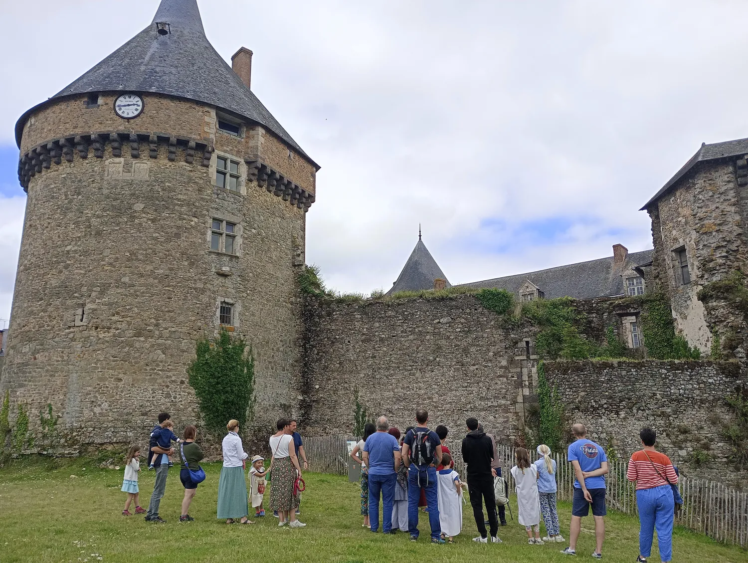 Image qui illustre: Visite guidée du château de Sillé-le-Guillaume à Sillé-le-Guillaume - 0