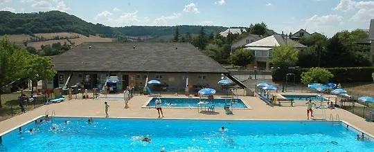 Image qui illustre: Piscine De Sévérac D'aveyron à Sévérac d'Aveyron - 0