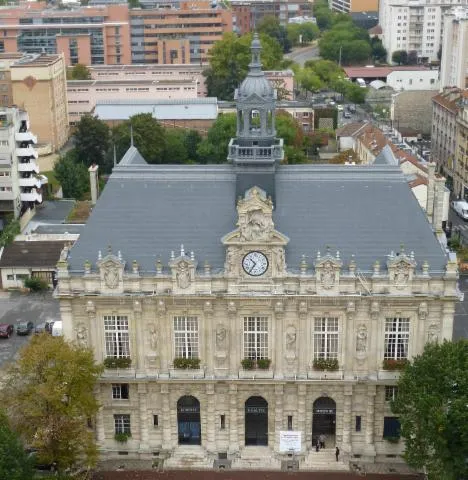 Image qui illustre: Visites de l'Hôtel de Ville d'Ivry-sur-Seine