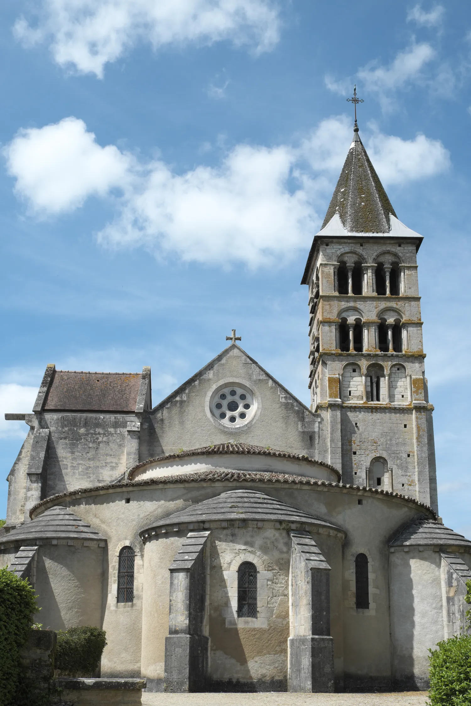 Image qui illustre: Eglise Saint-etienne De Vignory à Vignory - 0