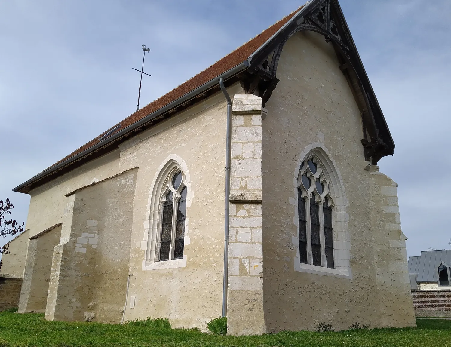 Image qui illustre: Eglise Saint Léger À Montfey à Montfey - 1