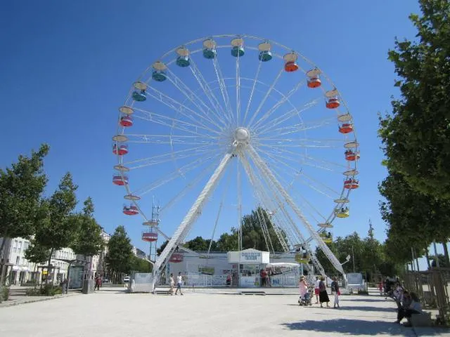 Image qui illustre: La Grande Roue