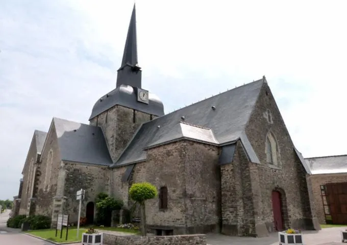 Image qui illustre: Église St-Jouin