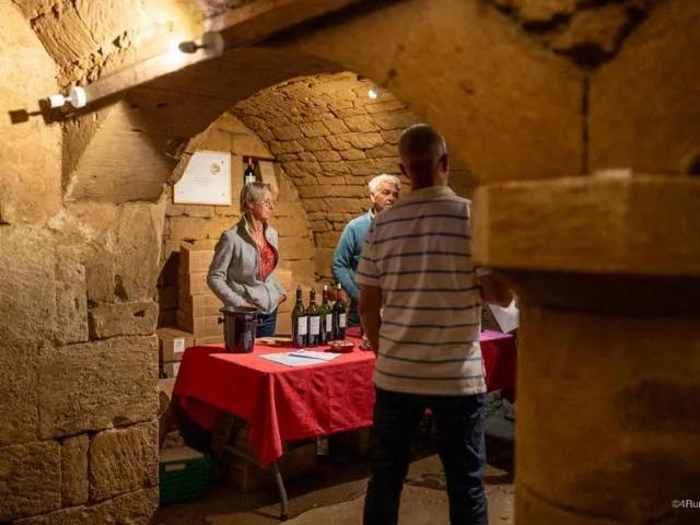 Image qui illustre: Marville Ouvre Ses Caves Aux Vins