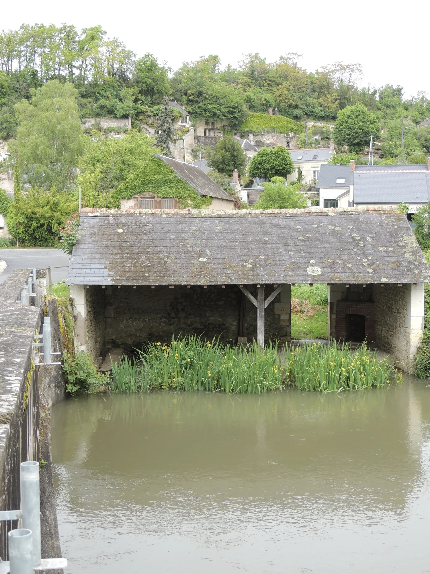 Image qui illustre: Visite libre du Lavoir à Noizay - 0