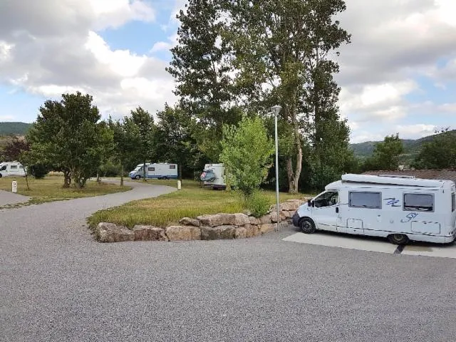 Image qui illustre: Aire De Camping-cars De Sainte-eulalie De Cernon