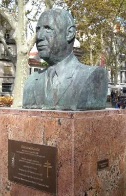 Image qui illustre: Statue Charles de Gaulle à Montpellier - 0
