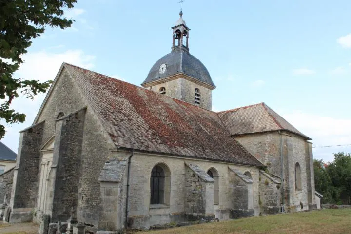Image qui illustre: Église Saint-benigne D’ambonville