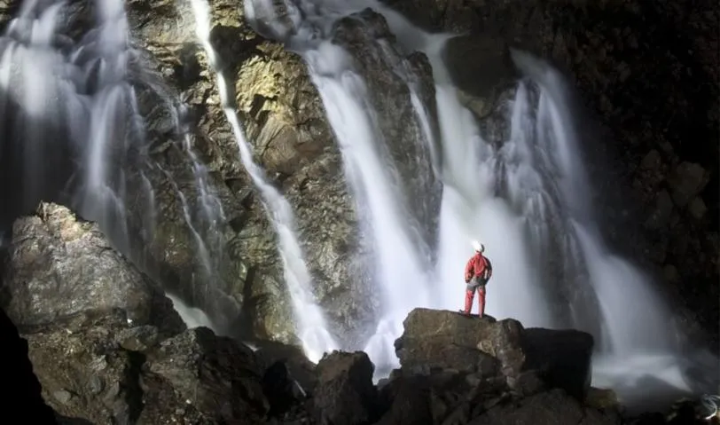 Image qui illustre: Grotte De La Verna