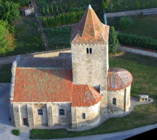 Image qui illustre: Église Sainte-thérence