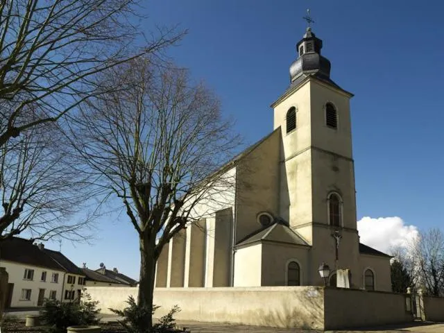 Image qui illustre: Église Saint-michel