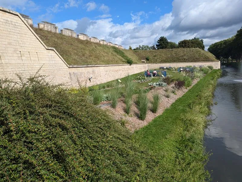 Image qui illustre: Jardin Des Poètes à Toul - 0