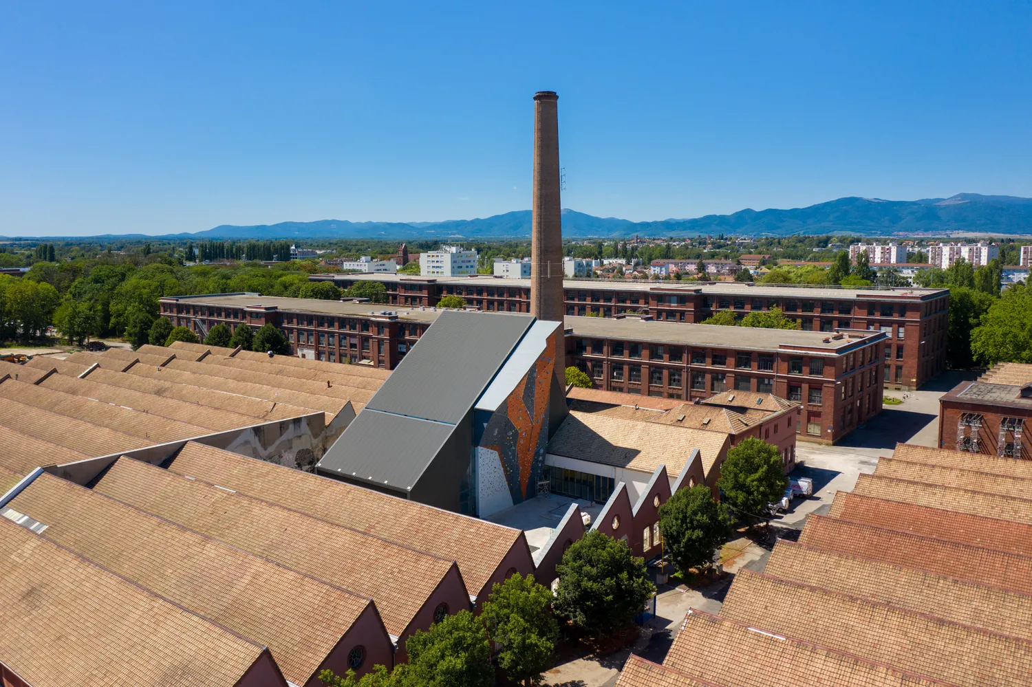 Image qui illustre: Découvrez une fabrique urbaine de 1800 à nos jours à Mulhouse - 0