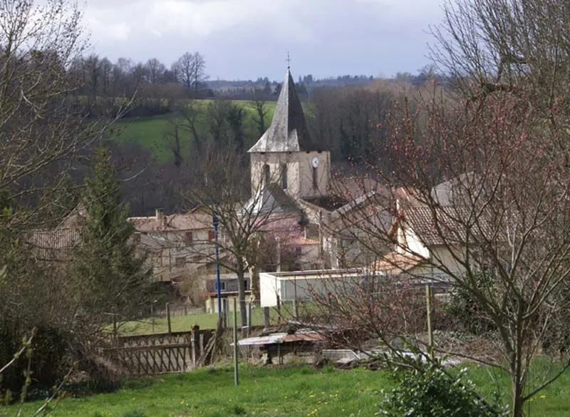 Image qui illustre: Sentier Les Ecureuils à Champagnac-la-Rivière - 1